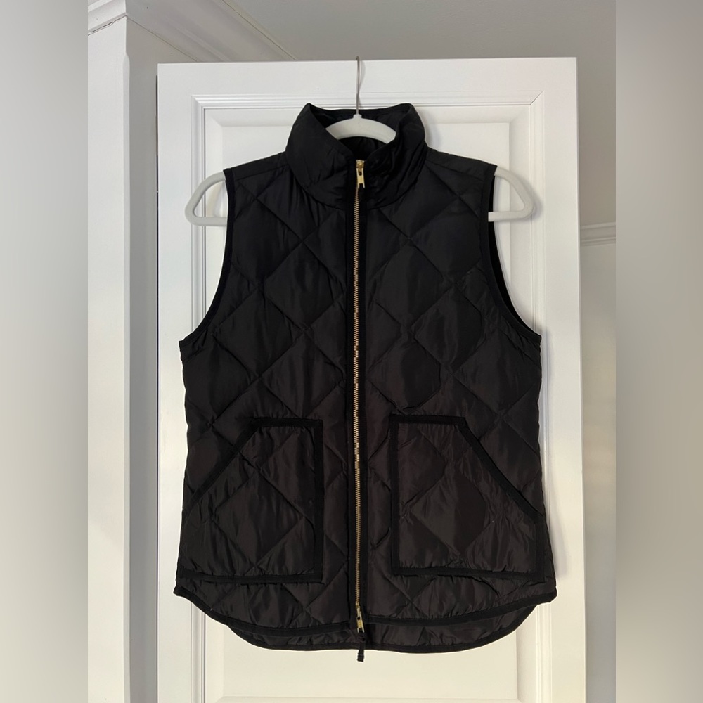 J. Crew XS Black quilted puffer vest